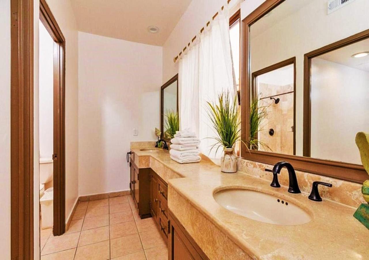 Right On The Beach! Rocky Point Condo Rental - 2 Bedroom Penthouse Beachfront Esterno foto
